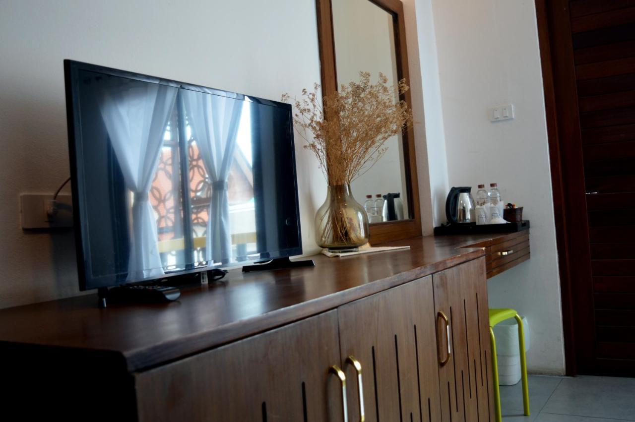 De Nawarat Chiangmai Boutique Apartment เชียงใหม่ ภายนอก รูปภาพ