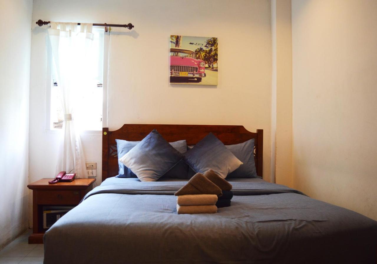 De Nawarat Chiangmai Boutique Apartment เชียงใหม่ ภายนอก รูปภาพ