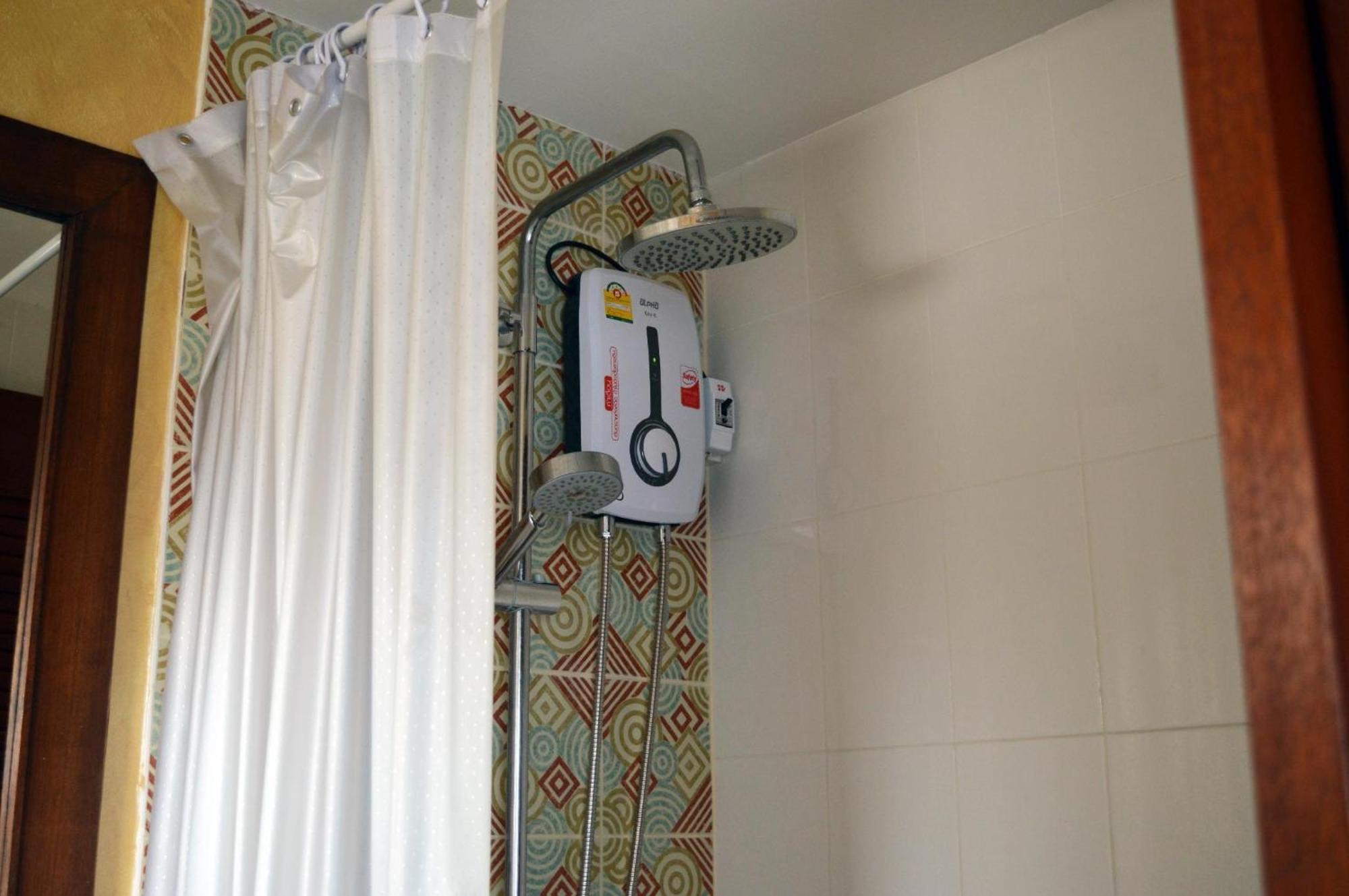 De Nawarat Chiangmai Boutique Apartment เชียงใหม่ ภายนอก รูปภาพ
