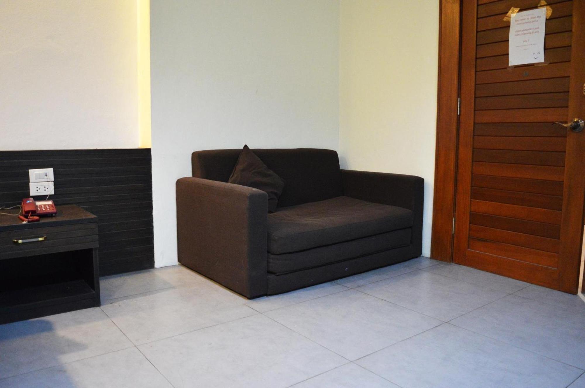De Nawarat Chiangmai Boutique Apartment เชียงใหม่ ภายนอก รูปภาพ