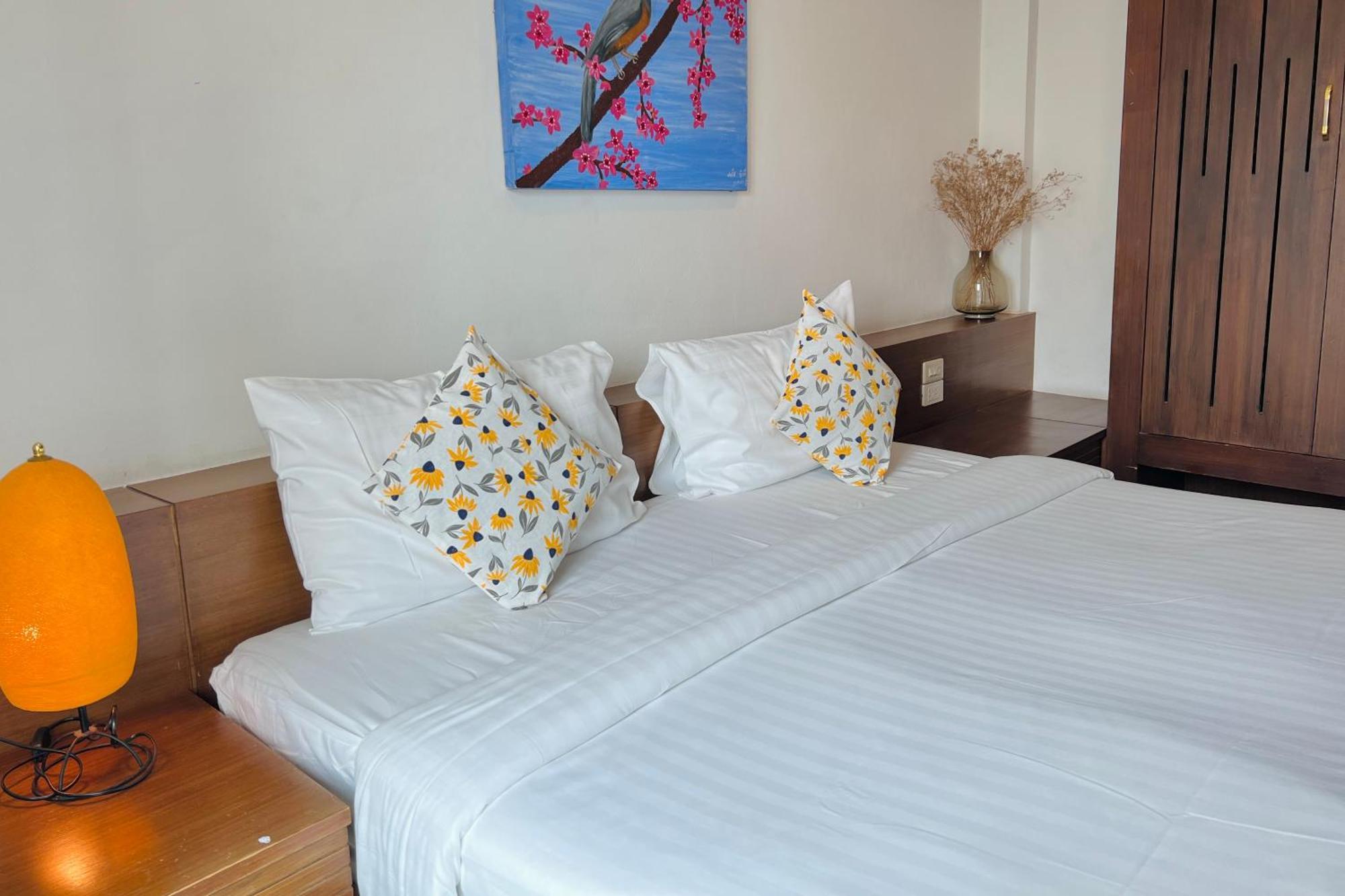 De Nawarat Chiangmai Boutique Apartment เชียงใหม่ ภายนอก รูปภาพ